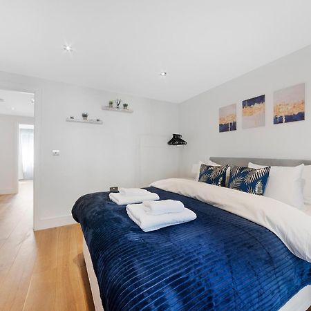 Hermitage Road Apartment By Morethanstays Londra Esterno foto