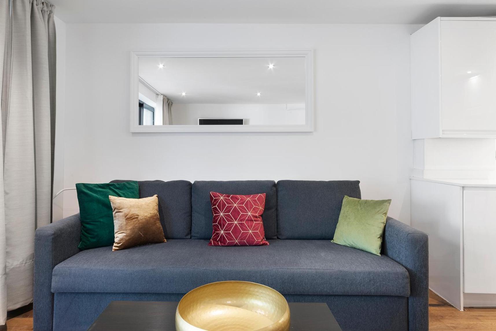 Hermitage Road Apartment By Morethanstays Londra Esterno foto